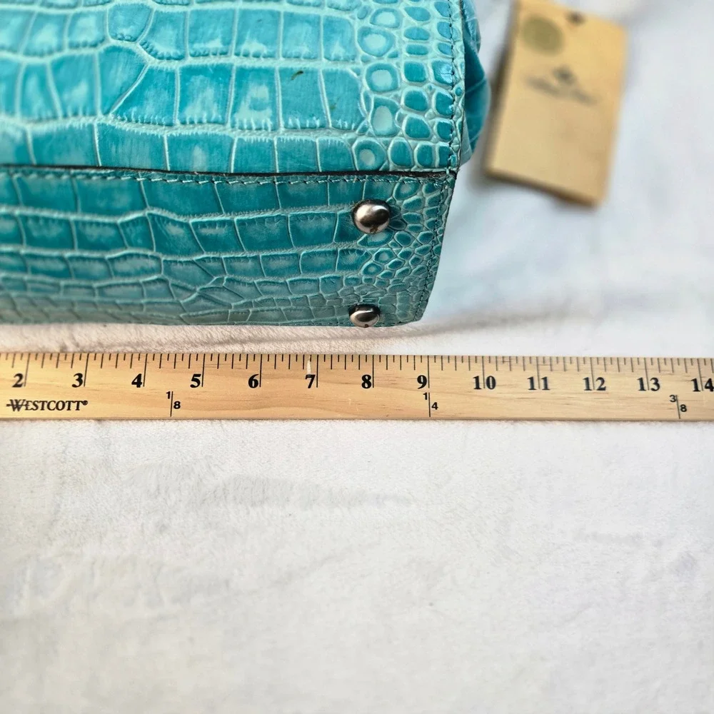 Patricia Nash Nela Distressed Vintage Croc Leather Frame Bag Aqua broken closure